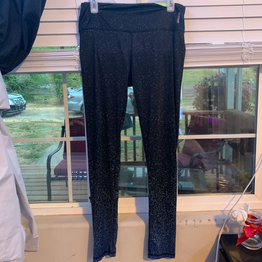 Large Rbx Black to Blue Ombré Work Out Leggings.